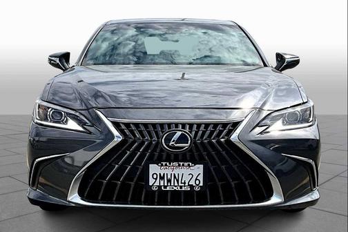 2025 Lexus ES 300h Base