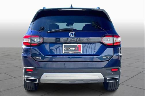 2023 Honda Pilot AWD Elite