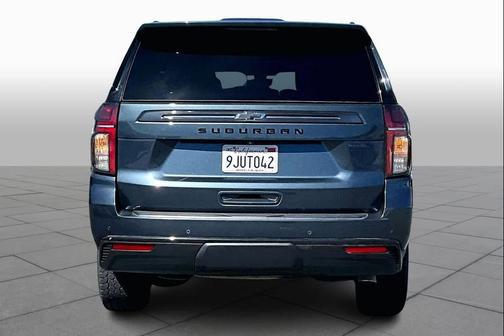 2021 Chevrolet Suburban 4WD Z71