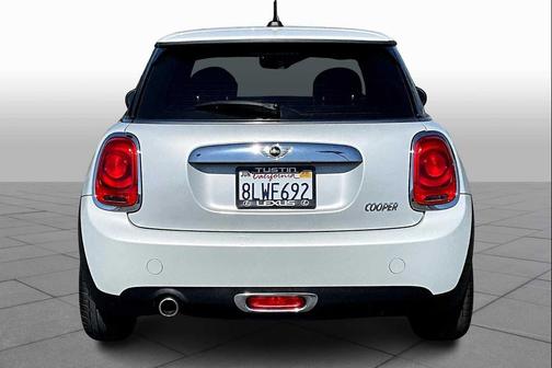 2016 MINI Hardtop Cooper