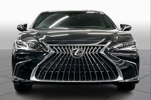 2025 Lexus ES 300h Base