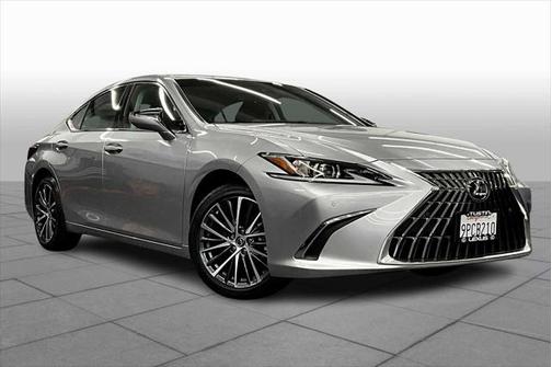 2025 Lexus ES 300h Base
