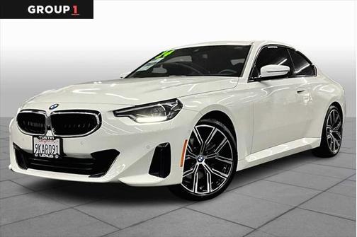 2024 BMW 230 i