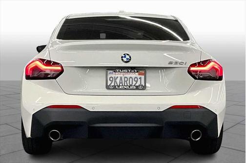 2024 BMW 230 i