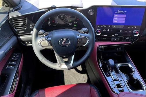 2025 Lexus NX 450h+ Luxury