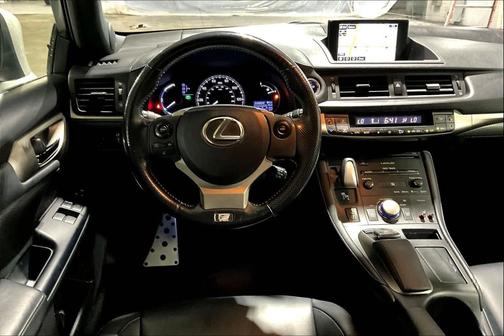2016 Lexus CT 200h Base
