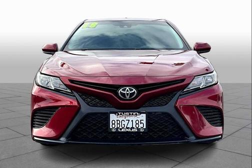 2018 Toyota Camry SE