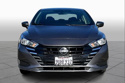 2023 Nissan Versa 1.6 SV