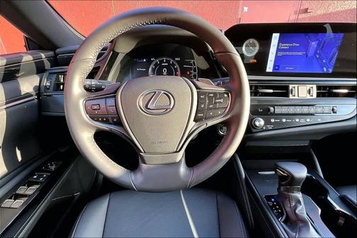 2025 Lexus ES 350 Base