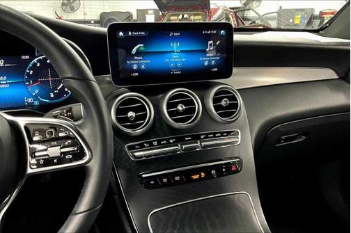 2022 Mercedes-Benz GLC 300 Base