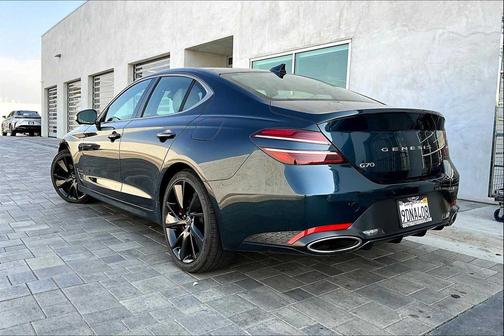 2023 Genesis G70 3.3T RWD