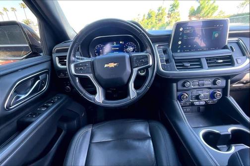 2022 Chevrolet Suburban LT