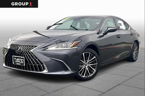 2025 Lexus ES 300h Base
