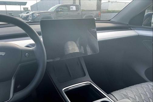 2025 Tesla Model Y Long Range Dual Motor All-Wheel Drive