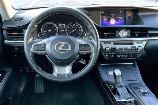 2017 Lexus ES 350 Base