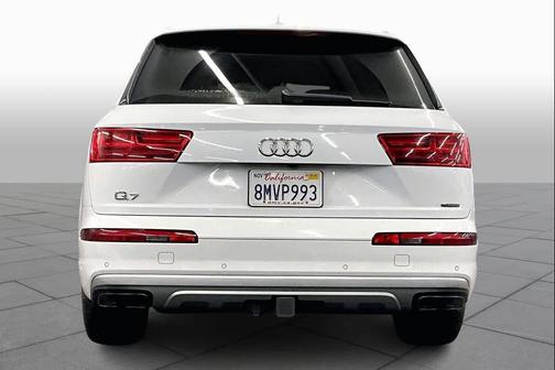 2019 Audi Q7 55 Premium Plus
