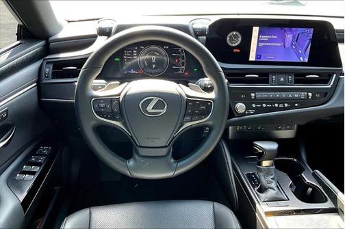 2024 Lexus ES 300h Base