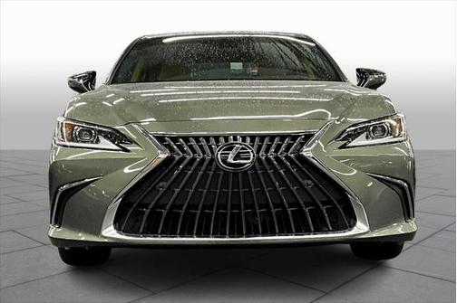 2025 Lexus ES 300h Base