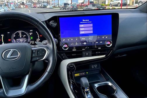 2023 Lexus NX 450h+ Luxury