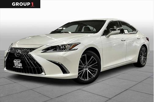 2025 Lexus ES 300h Base