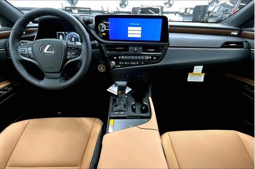 2025 Lexus ES 300h Base