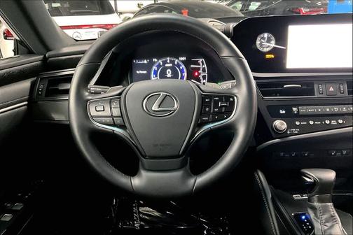 Eminent White Pearl 2025 Lexus ES 350 Base