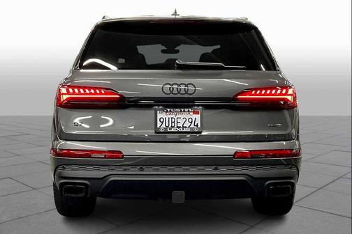 2025 Audi Q7 55 Premium Plus