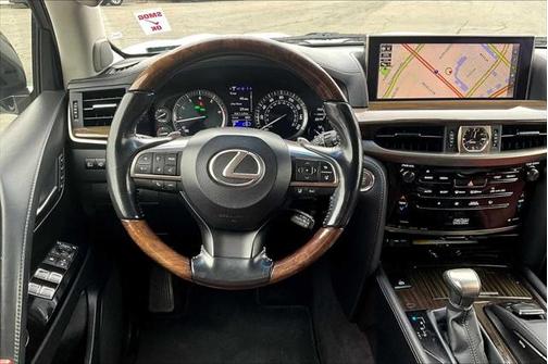 2016 Lexus LX 570 Base