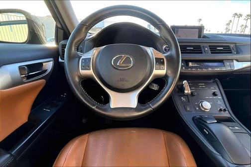 2013 Lexus CT 200h Hybrid