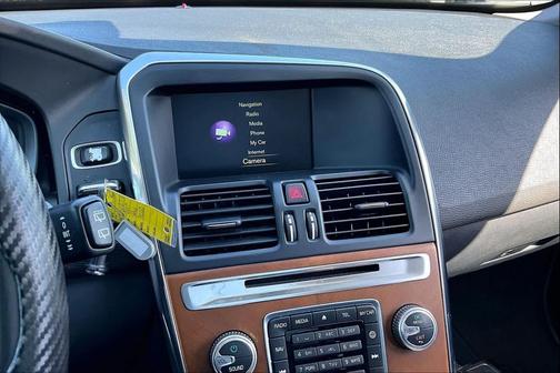 2017 Volvo XC60 T5 Inscription