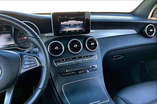 2019 Mercedes-Benz GLC 300 Base