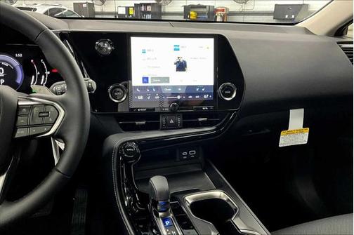 2025 Lexus NX 350h Premium