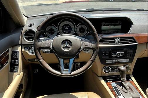 2014 Mercedes-Benz C-Class Luxury