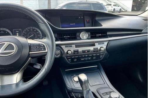 2016 Lexus ES 350 Base