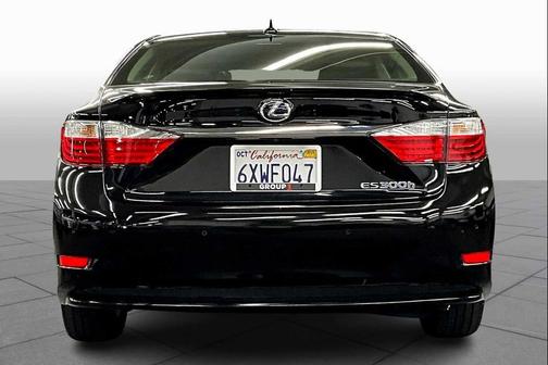 2013 Lexus ES 300h Base