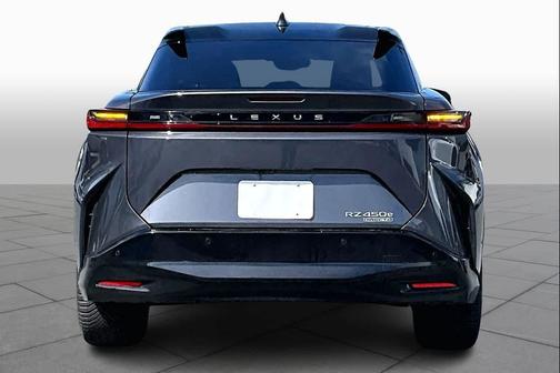 2023 Lexus RZ 450e Premium