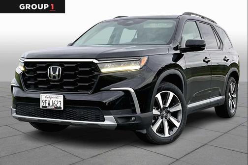 2023 Honda Pilot Touring 8-Passenger