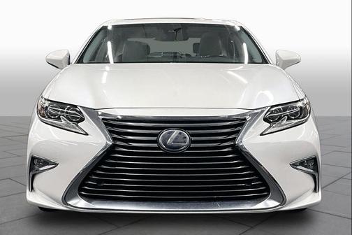 Eminent White Pearl 2018 Lexus ES 300h Base