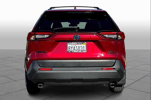 2021 Toyota RAV4 Hybrid XLE Premium