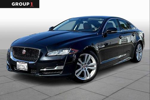 2019 Jaguar XJ R-Sport