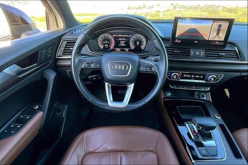 2022 Audi Q5 40 Premium Plus