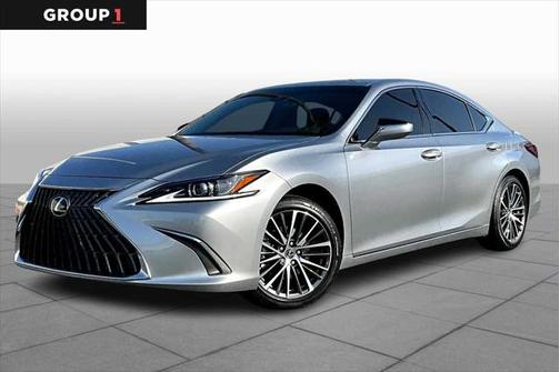 2025 Lexus ES 300h Base