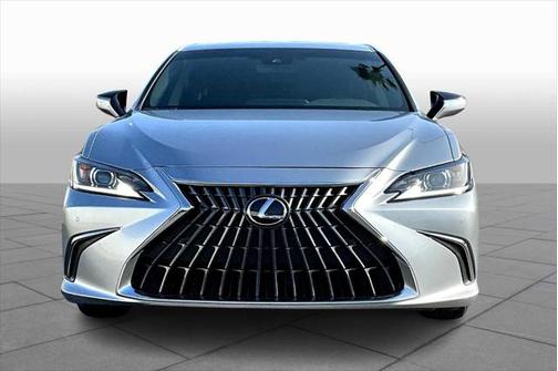 2025 Lexus ES 300h Base