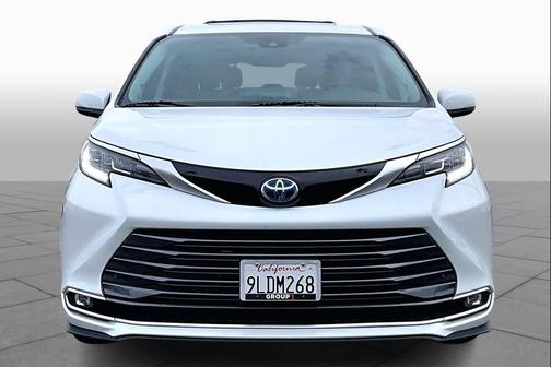 2024 Toyota Sienna Limited