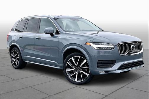 2020 Volvo XC90 T6 Momentum