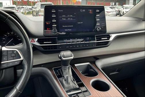 2022 Toyota Sienna XLE 7 Passenger