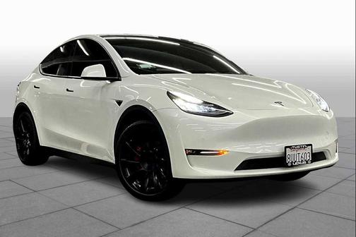 2021 Tesla Model Y Standard Range Rear-Wheel Drive