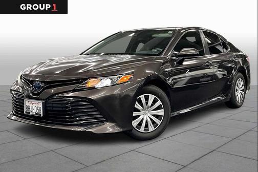 2019 Toyota Camry Hybrid LE