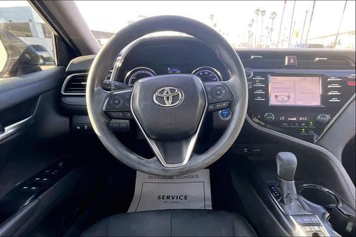 2019 Toyota Camry Hybrid LE
