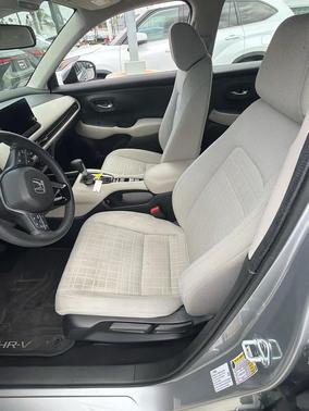 Lunar Silver Metallic 2023 Honda HR-V LX